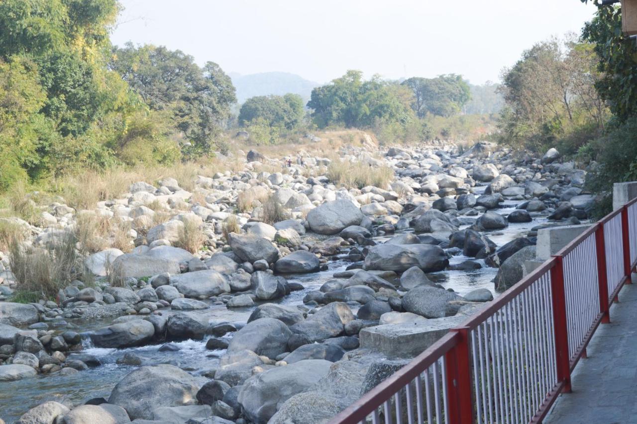 Hotel River Retreat Kangra Esterno foto
